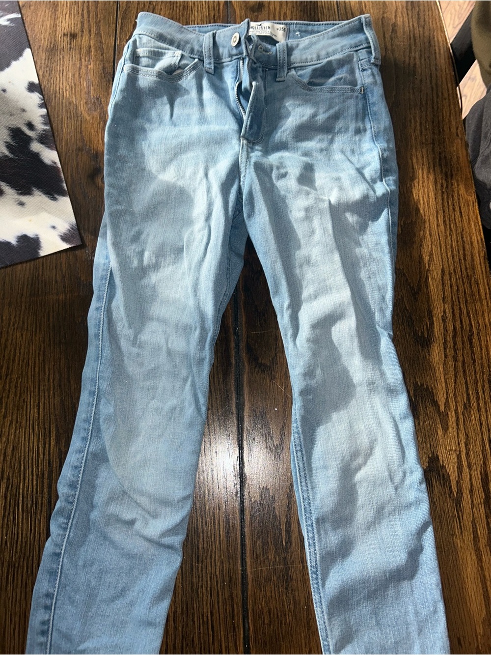 Hollister jeans